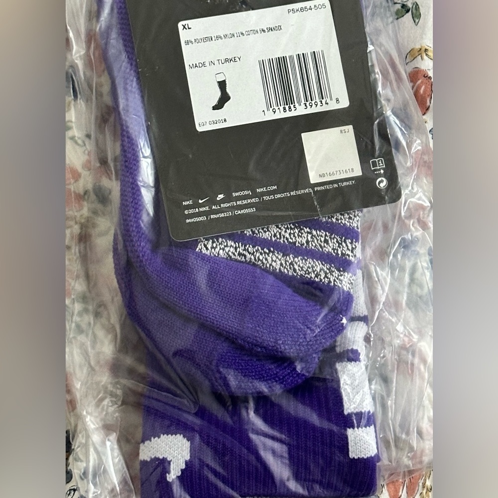 NWT Nike Men`s Elite NBA Grip Power Basketball Mid-Calf Socks - PSK654-505